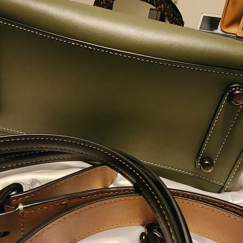 Coach Rogue Size 25. Olive Green Shoulder Bag with Animal Print Accents - Picture 10 of 17